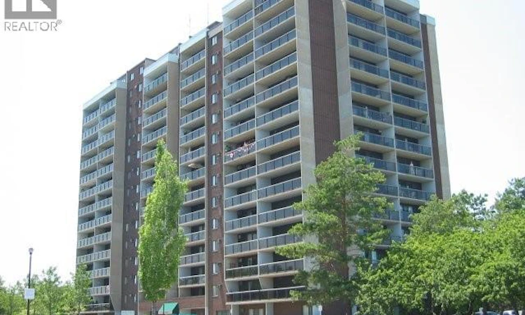 W 610-9099 Riverside Drive East