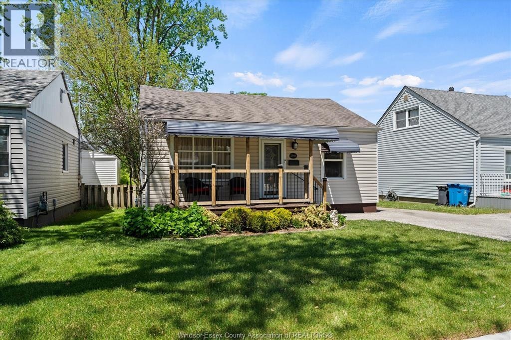 3560 Barrymore Lane, Windsor, ON, N9C 1V3