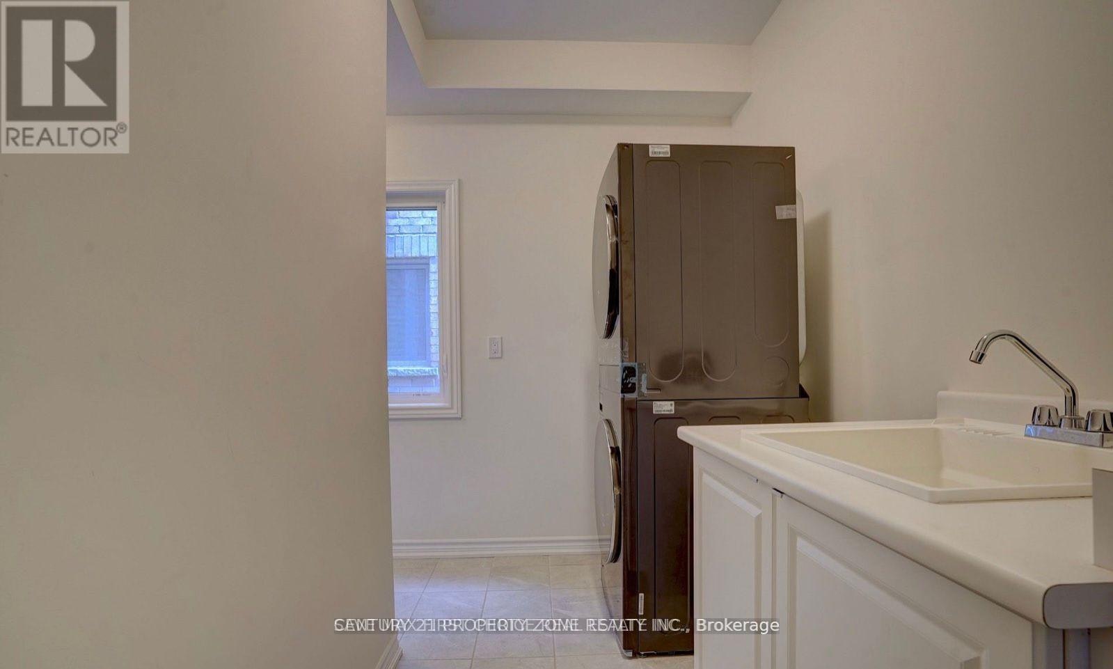 1998 Grandview Street N, Oshawa, ON, L1H 8L7 - 15