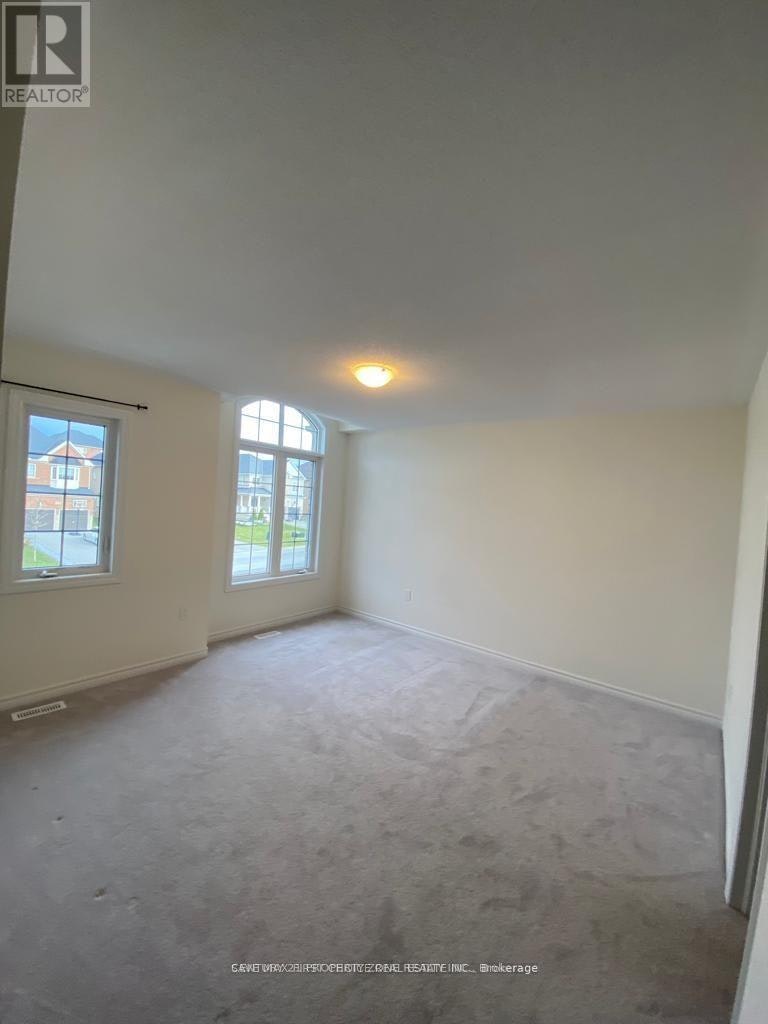 1998 Grandview Street N, Oshawa, ON, L1H 8L7 - 9