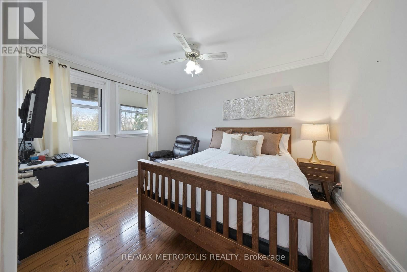 UPPER-754 Eyer Drive, Pickering, ON, L1W 3C2 - 31
