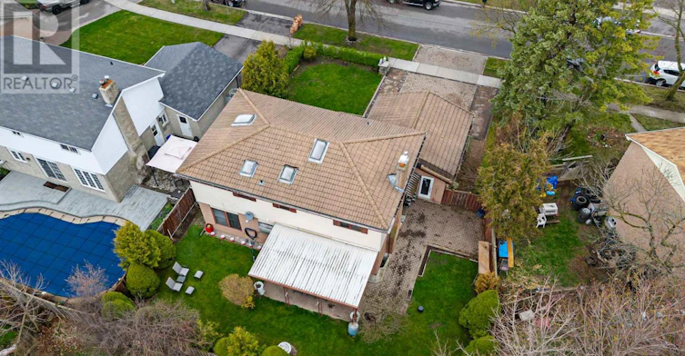 UPPER-754 Eyer Drive, Pickering, ON, L1W 3C2 - 11