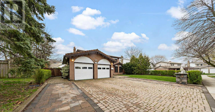 UPPER-754 Eyer Drive, Pickering, ON, L1W 3C2 - 3