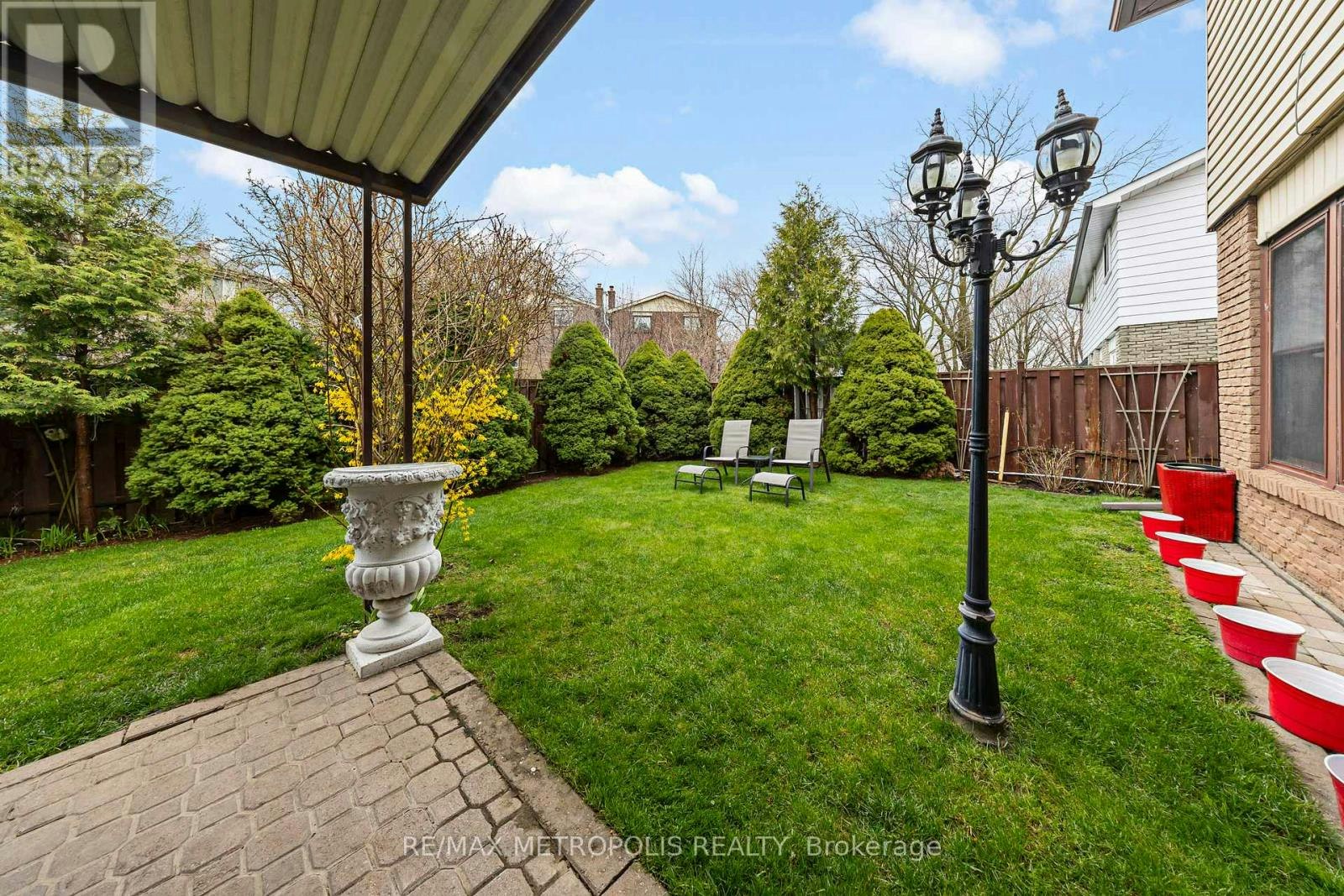 UPPER-754 Eyer Drive, Pickering, ON, L1W 3C2 - 9