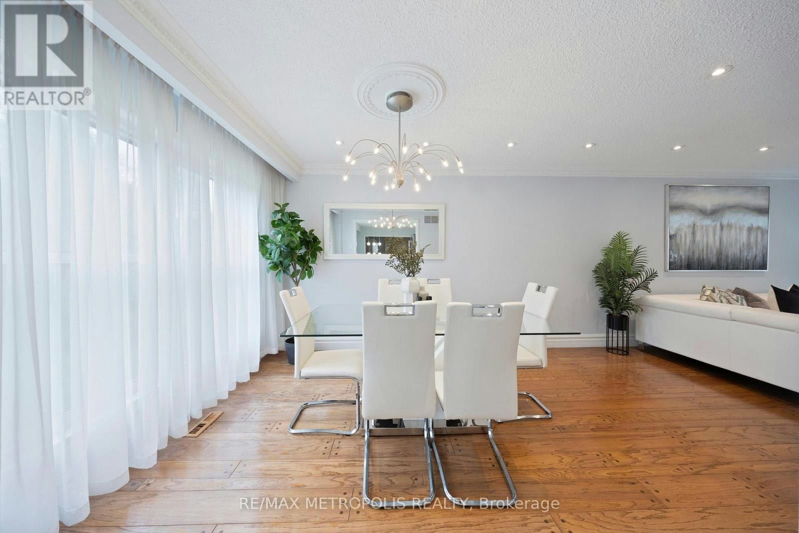 UPPER-754 Eyer Drive, Pickering, ON, L1W 3C2 - 18