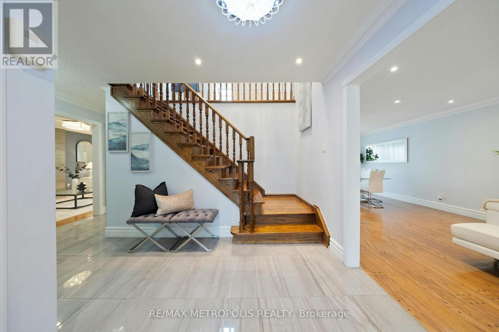 UPPER-754 Eyer Drive, Pickering, ON, L1W 3C2 - 12