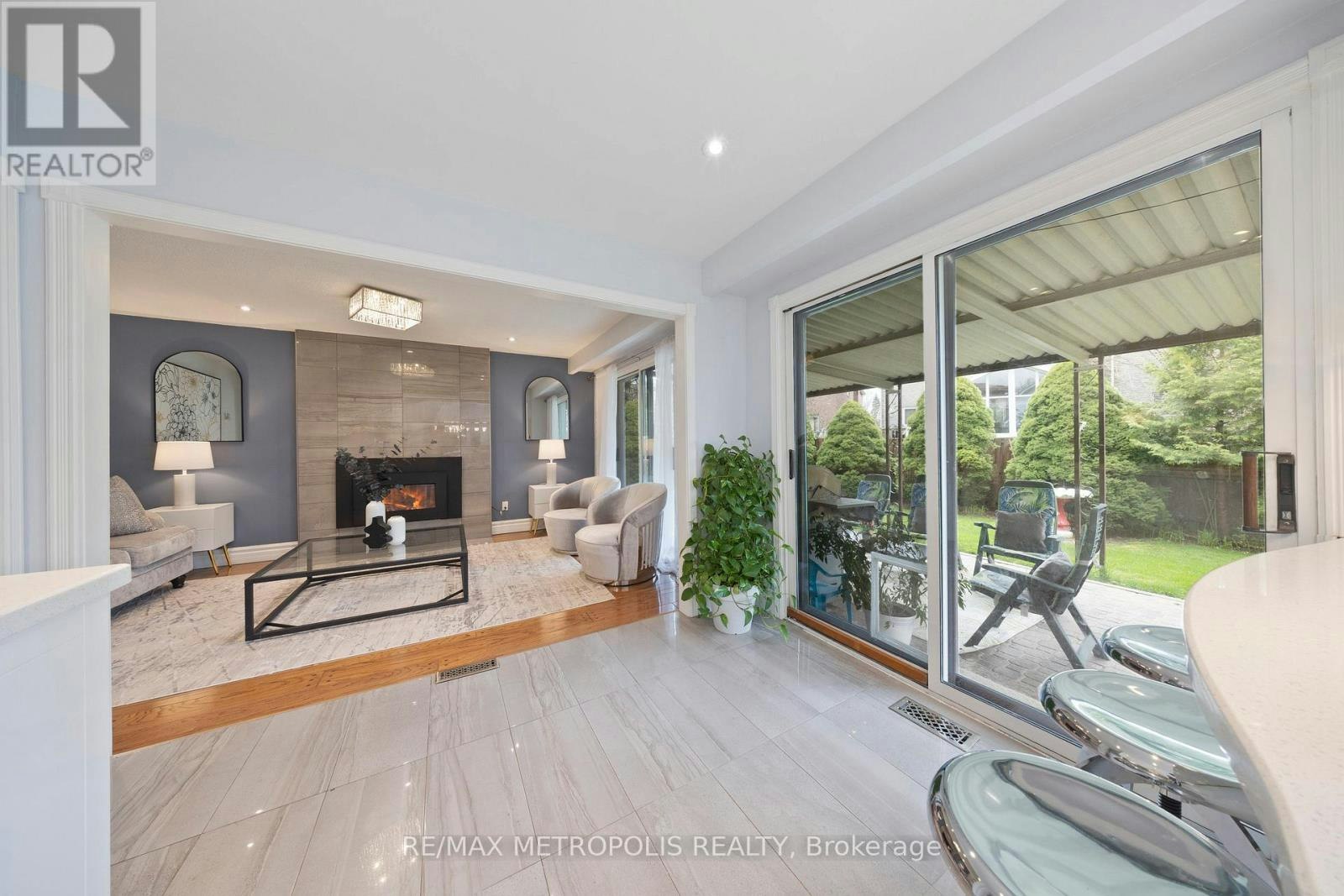 UPPER-754 Eyer Drive, Pickering, ON, L1W 3C2 - 19