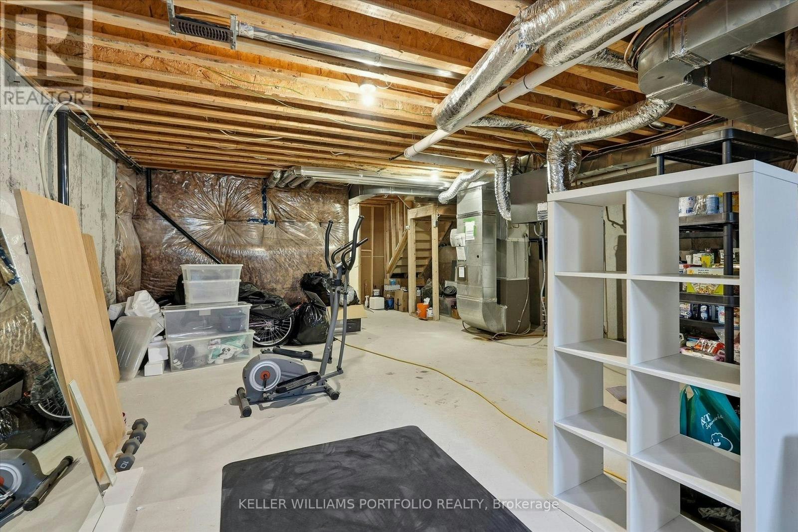 9 Viola Street, East Gwillimbury, ON, L9N 0T6 - 40