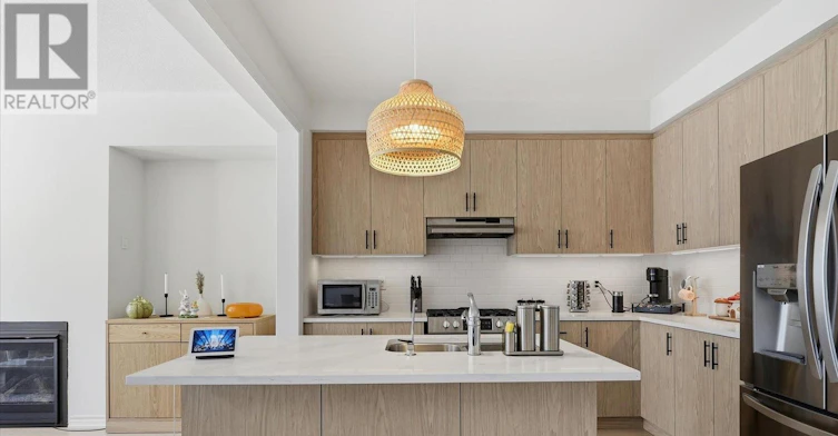9 Viola Street, East Gwillimbury, ON, L9N 0T6 - 14