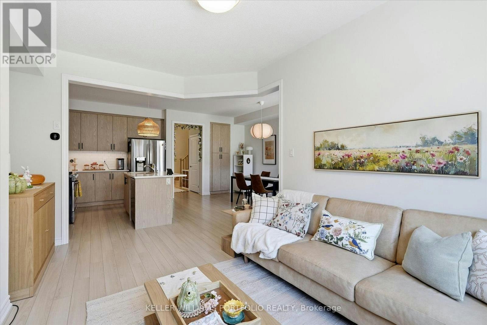 9 Viola Street, East Gwillimbury, ON, L9N 0T6 - 10