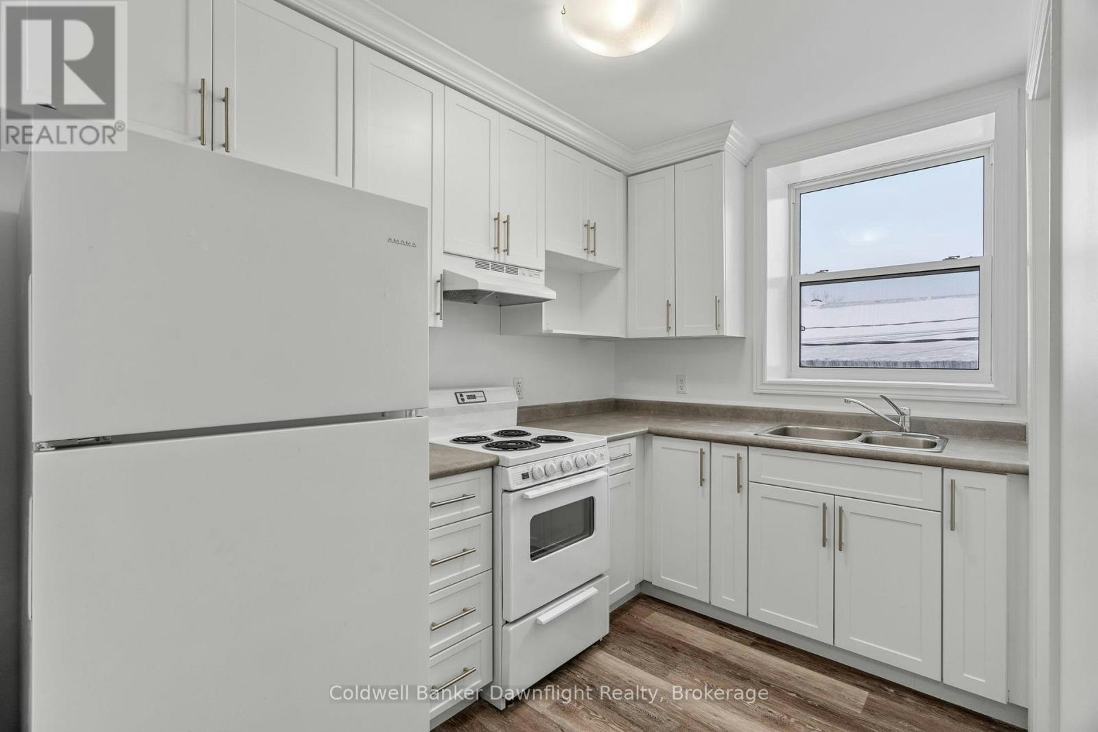 203-441 Main Street, Exeter, ON, N0M 1S2 - 7