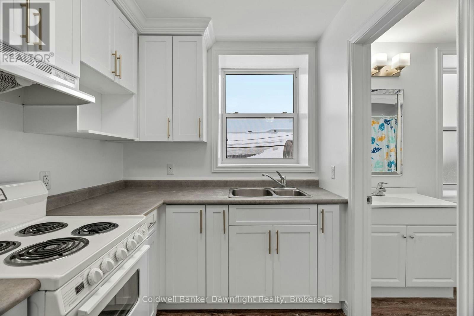 203-441 Main Street, Exeter, ON, N0M 1S2 - 8