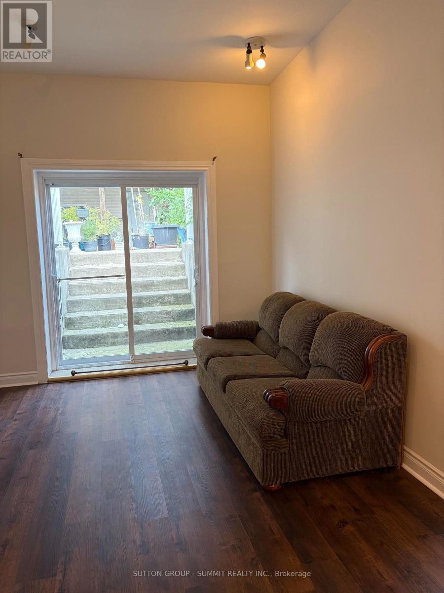 ONLY-LOWER 3227 Level Trisha Downs, Mississauga, ON, L5A 2A6 - 12