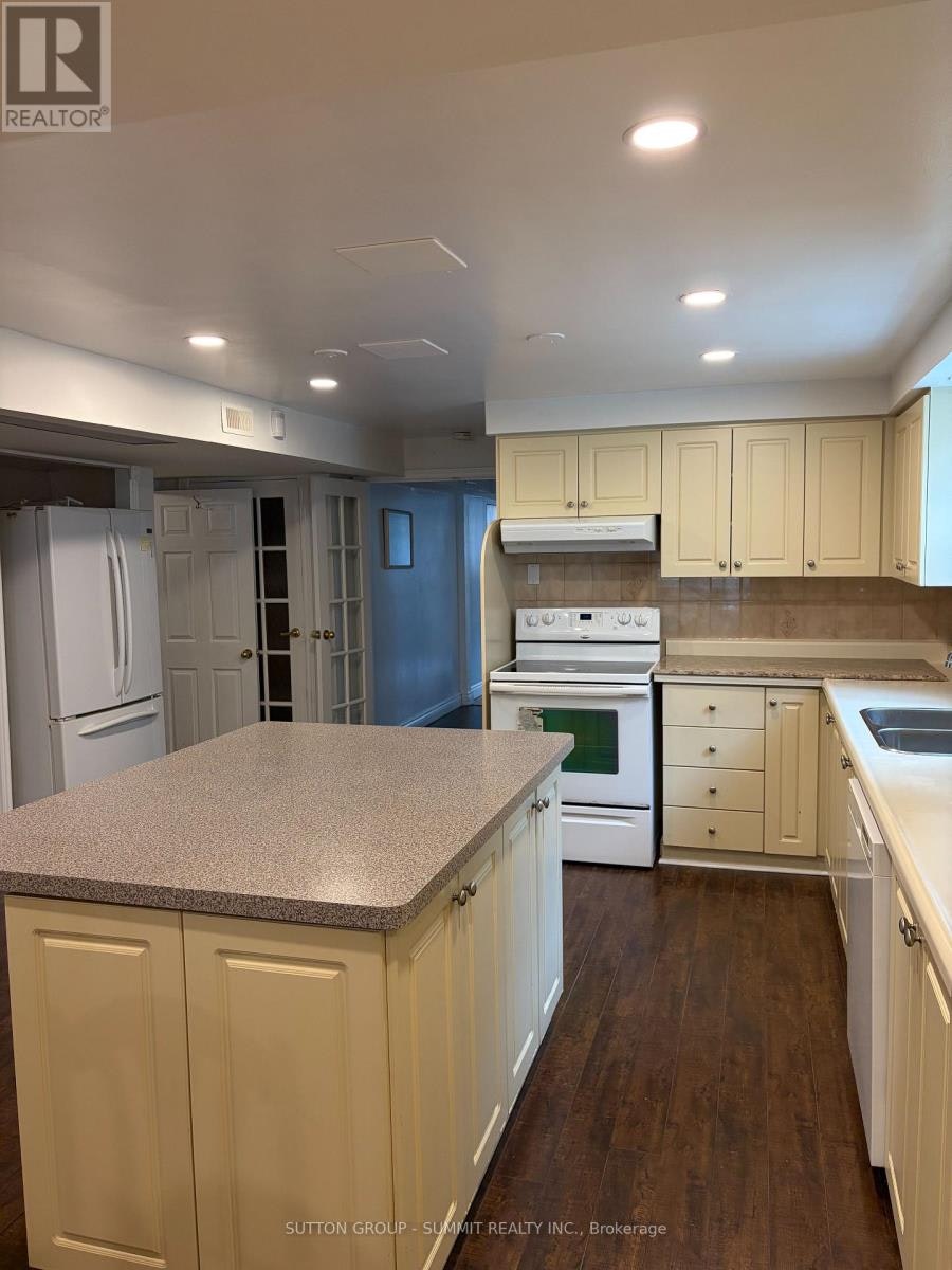 ONLY-LOWER 3227 Level Trisha Downs, Mississauga, ON, L5A 2A6 - 5