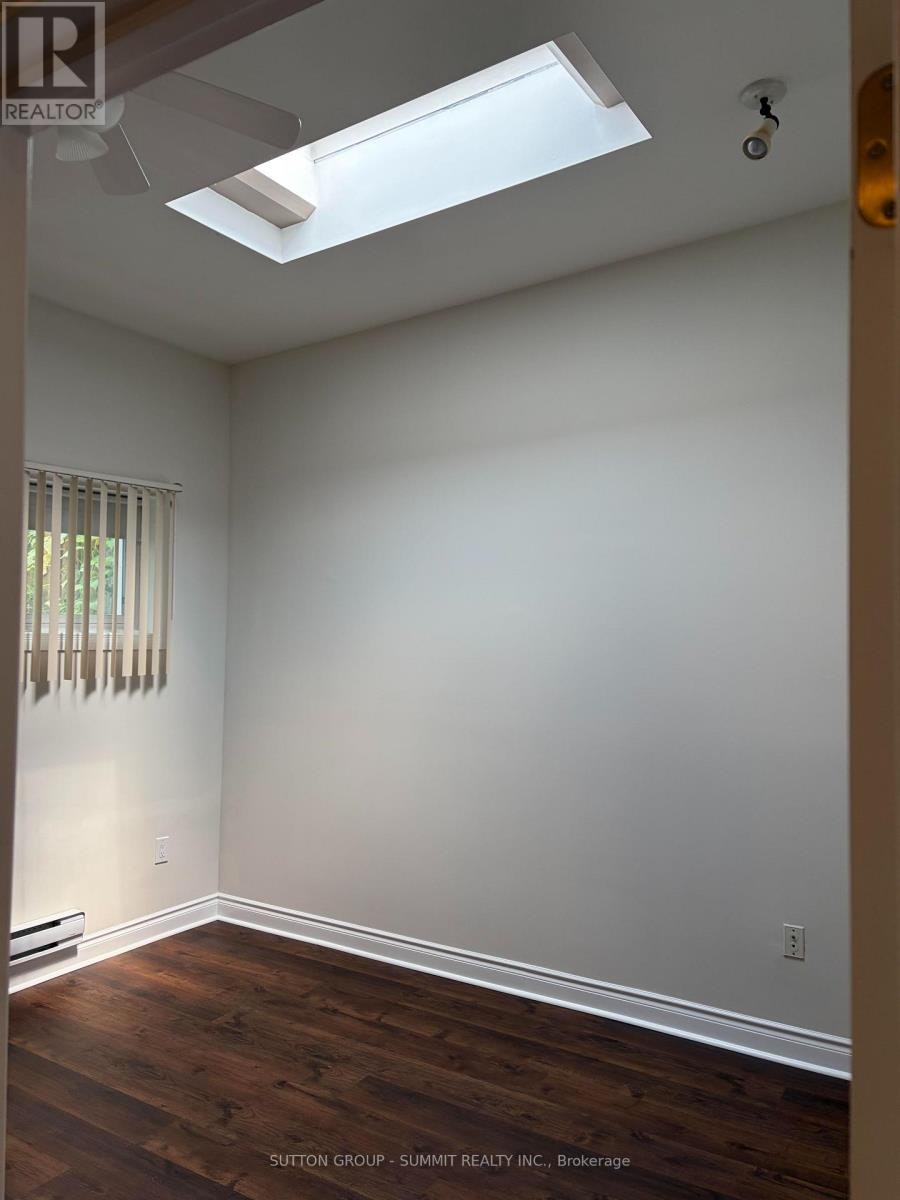 ONLY-LOWER 3227 Level Trisha Downs, Mississauga, ON, L5A 2A6 - 11
