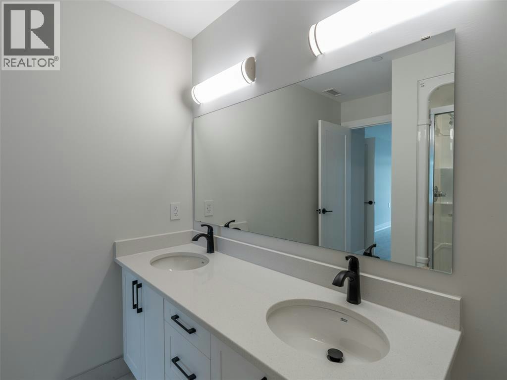 409-1540 Venetian Boulevard, Point Edward, ON, N7T 0A4 - 11