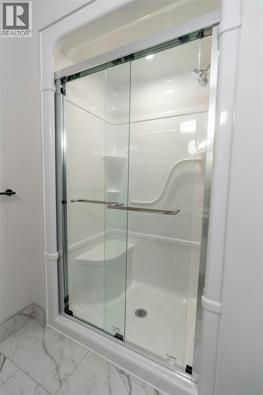 409-1540 Venetian Boulevard, Point Edward, ON, N7T 0A4 - 9