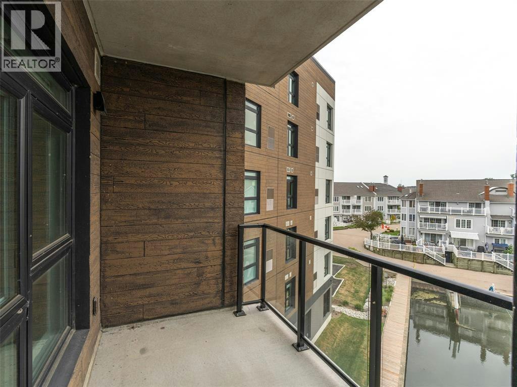 407-1540 Venetian Boulevard, Point Edward, ON, N7T 0A4 - 3
