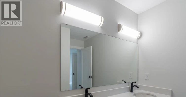 407-1540 Venetian Boulevard, Point Edward, ON, N7T 0A4 - 9
