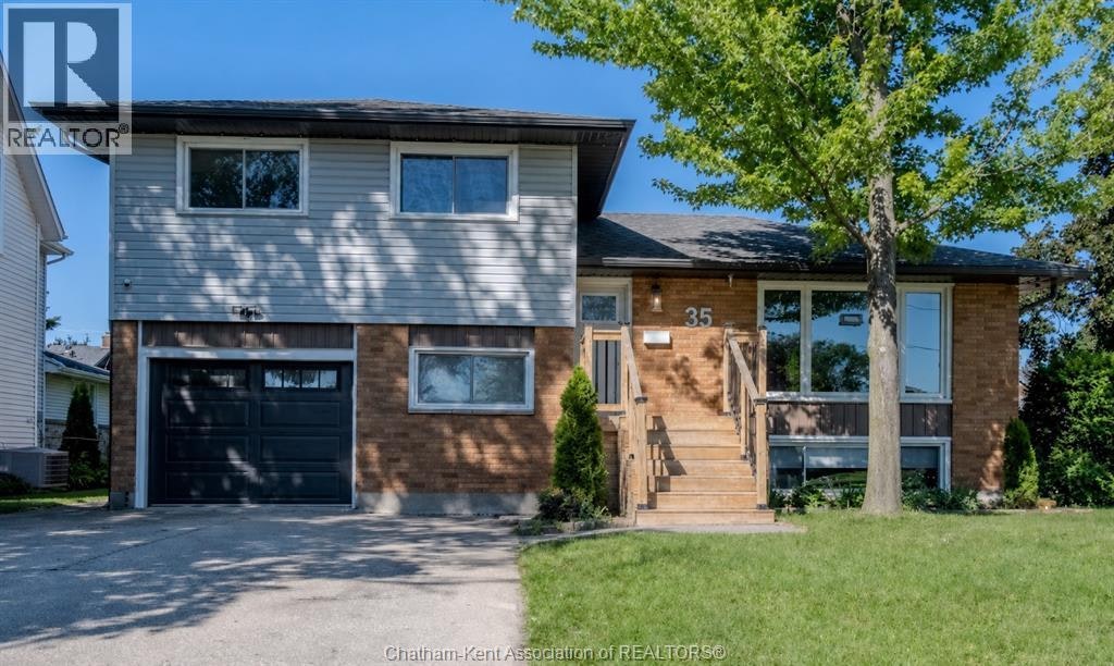 35 Crystal Drive, Chatham-Kent, ON, N7M 3C6