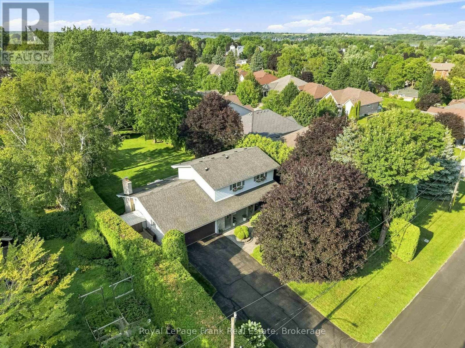 559 Alma Street, Scugog, ON, L9L 1C9