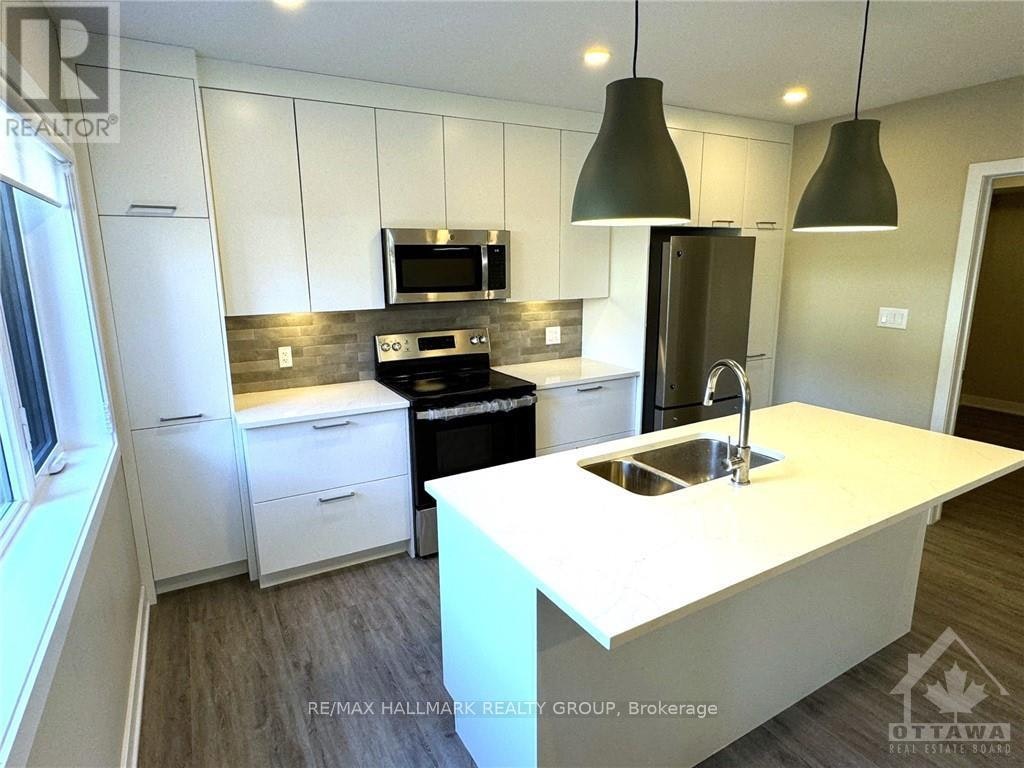 B-320 Mona Avenue, Ottawa, ON, K1L 7A2 - 8