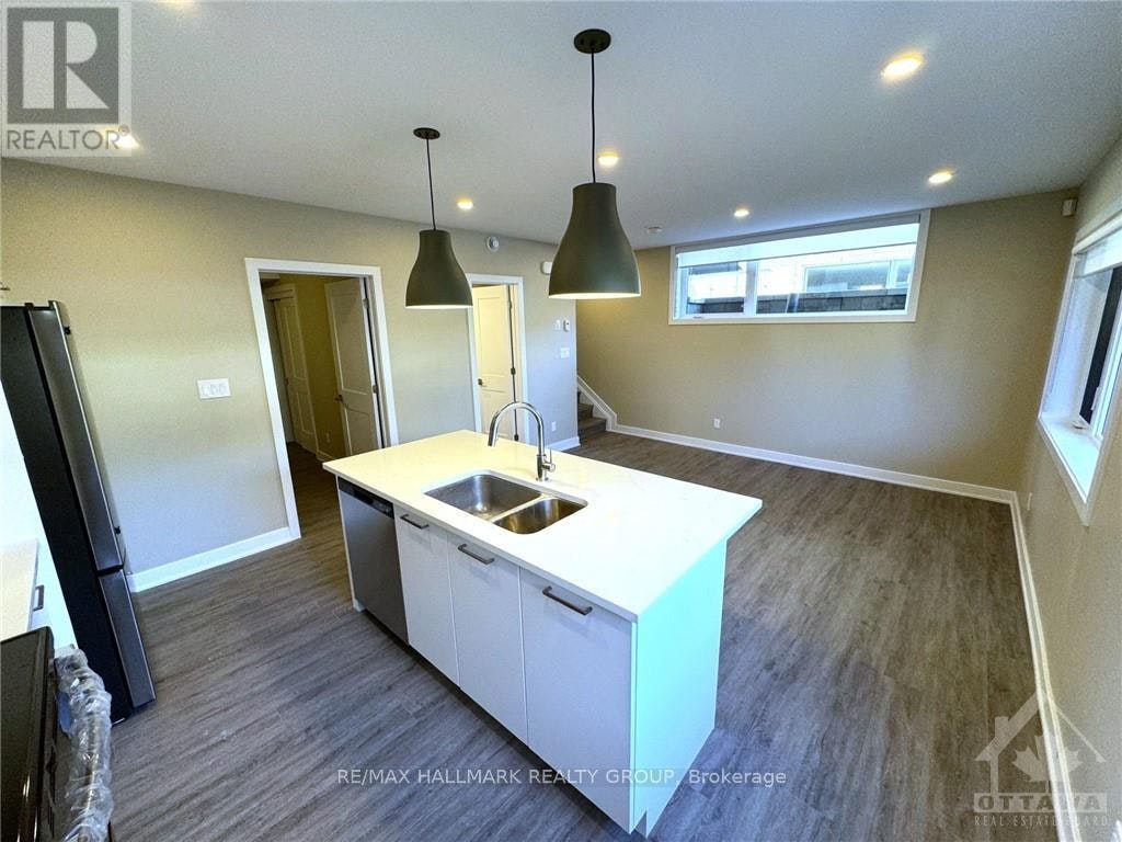 B-320 Mona Avenue, Ottawa, ON, K1L 7A2 - 9