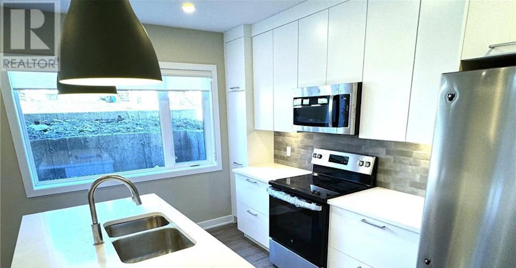 B-320 Mona Avenue, Ottawa, ON, K1L 7A2 - 12