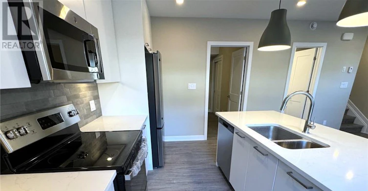 B-320 Mona Avenue, Ottawa, ON, K1L 7A2 - 10