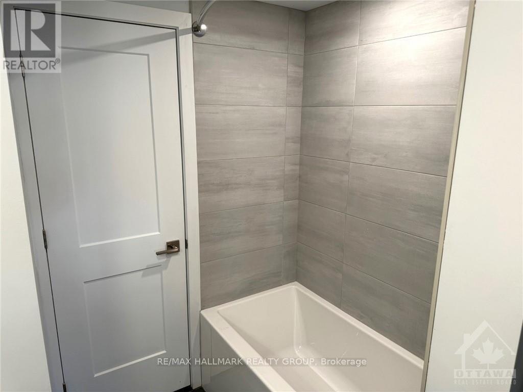 B-320 Mona Avenue, Ottawa, ON, K1L 7A2 - 16