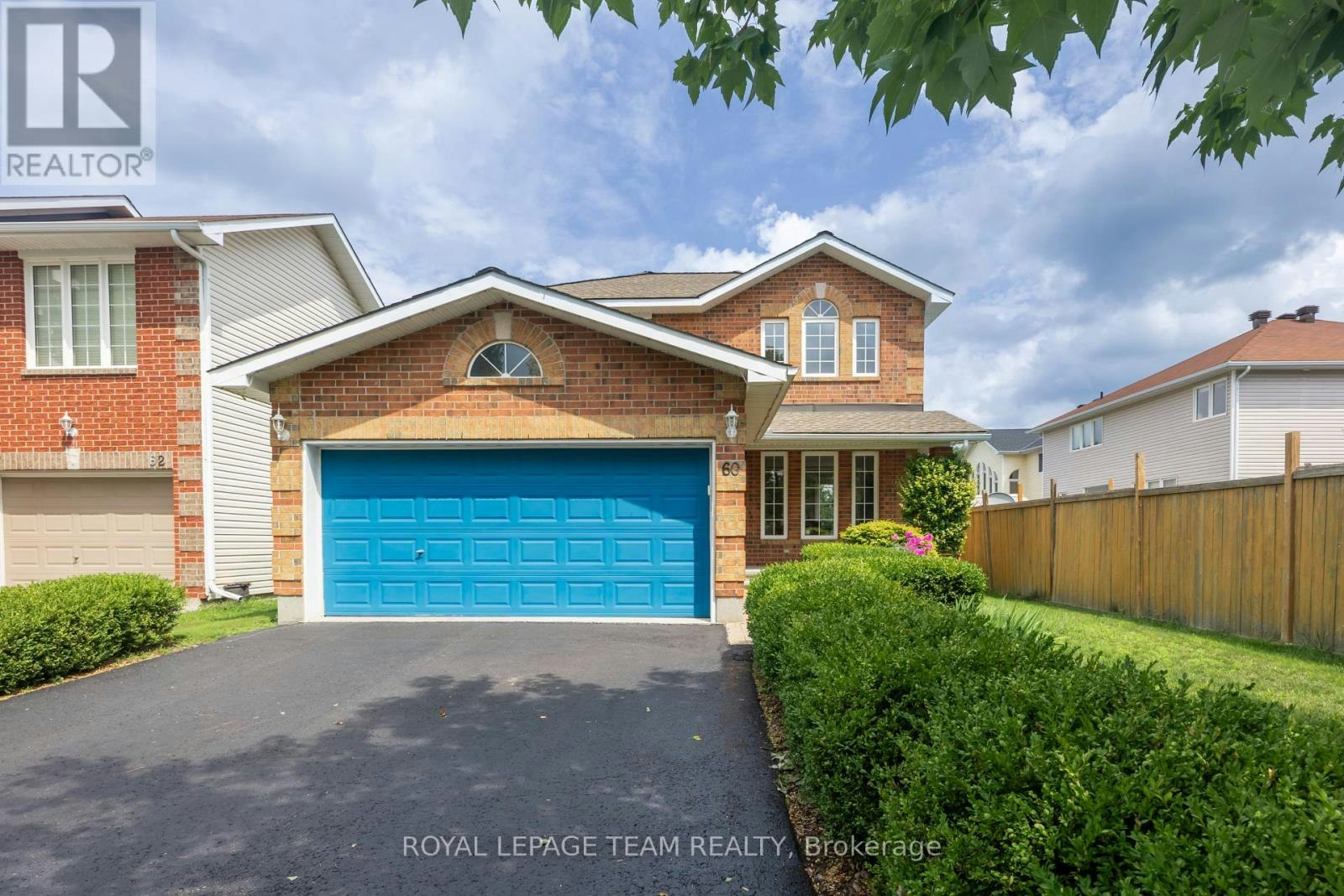 60 Woliston Crescent, Ottawa, ON, K2W 1E5