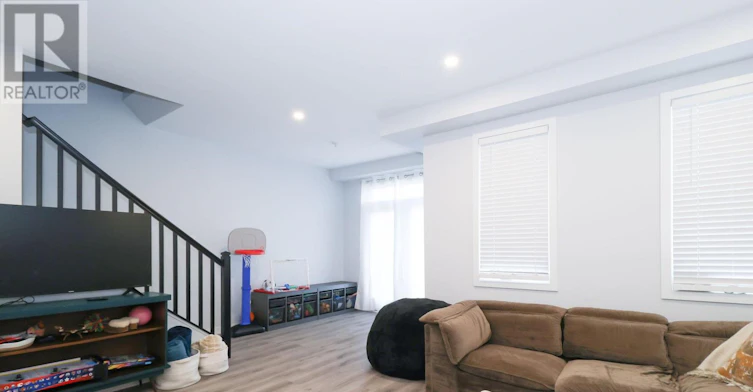 36 Stitch Mews, Ottawa, ON, K0A 2Z0 - 8