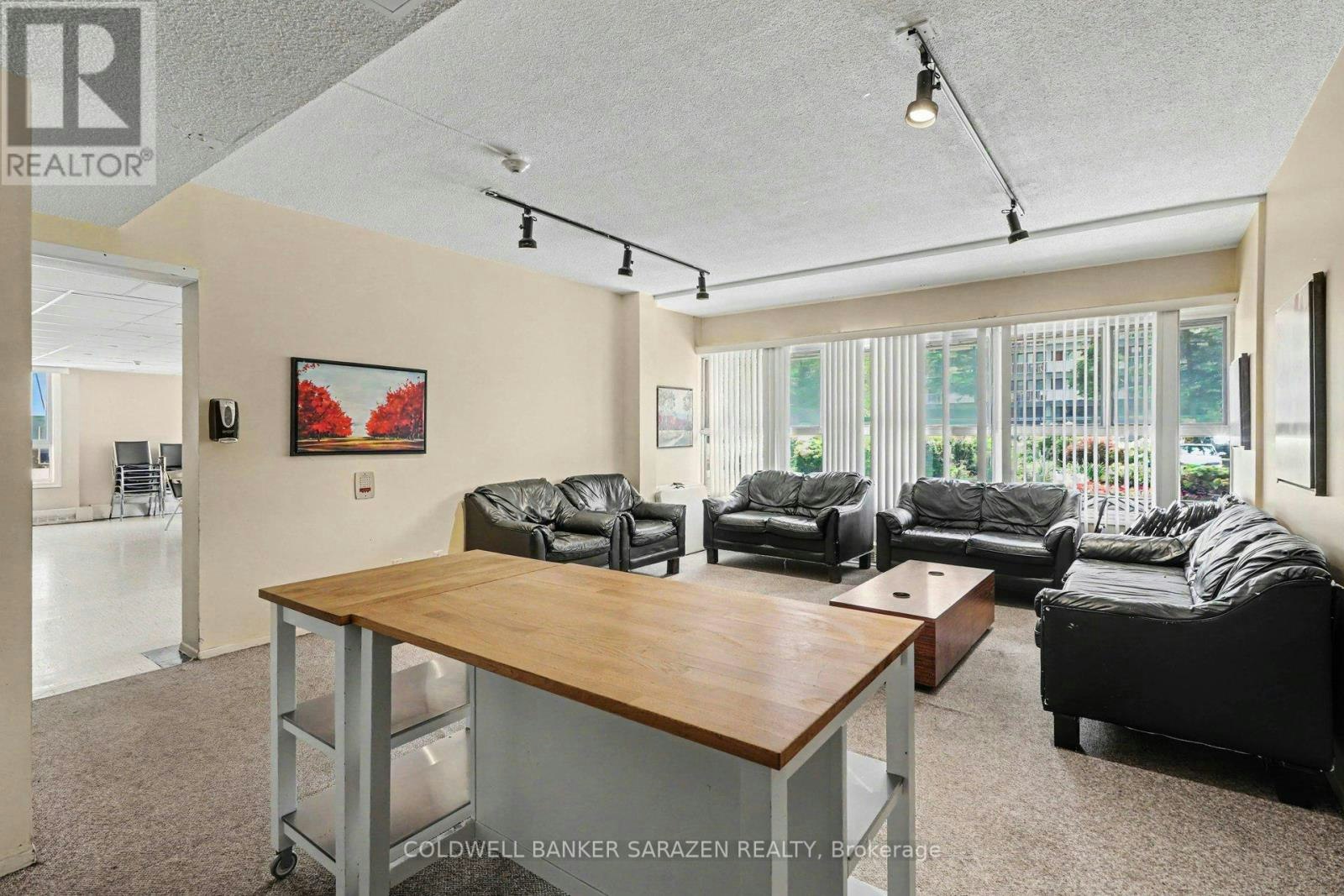 2001-1785 Frobisher Lane, Ottawa, ON, K1G 3T7 - 17