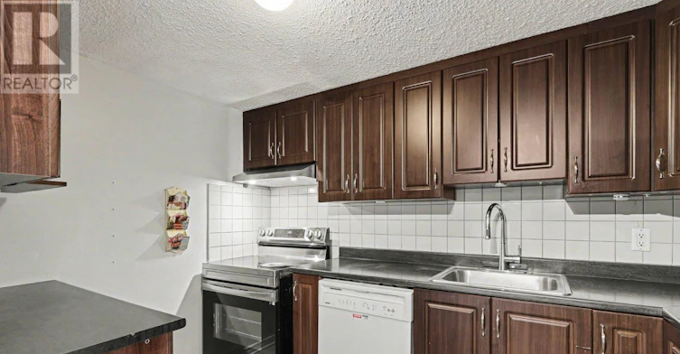 2001-1785 Frobisher Lane, Ottawa, ON, K1G 3T7 - 6