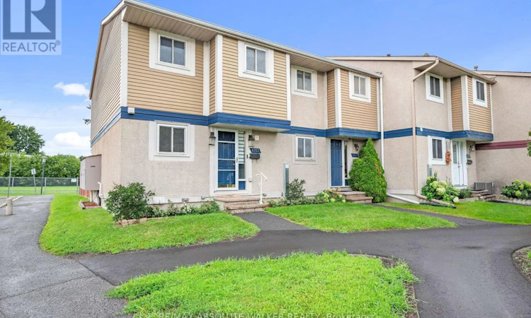 1752 Stonehenge Crescent