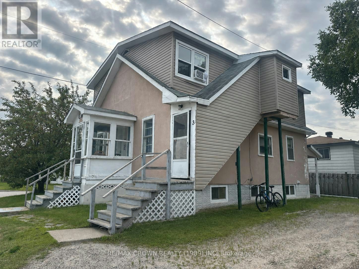 1497 Ferguson Street, North Bay, ON, P1B 1Y8
