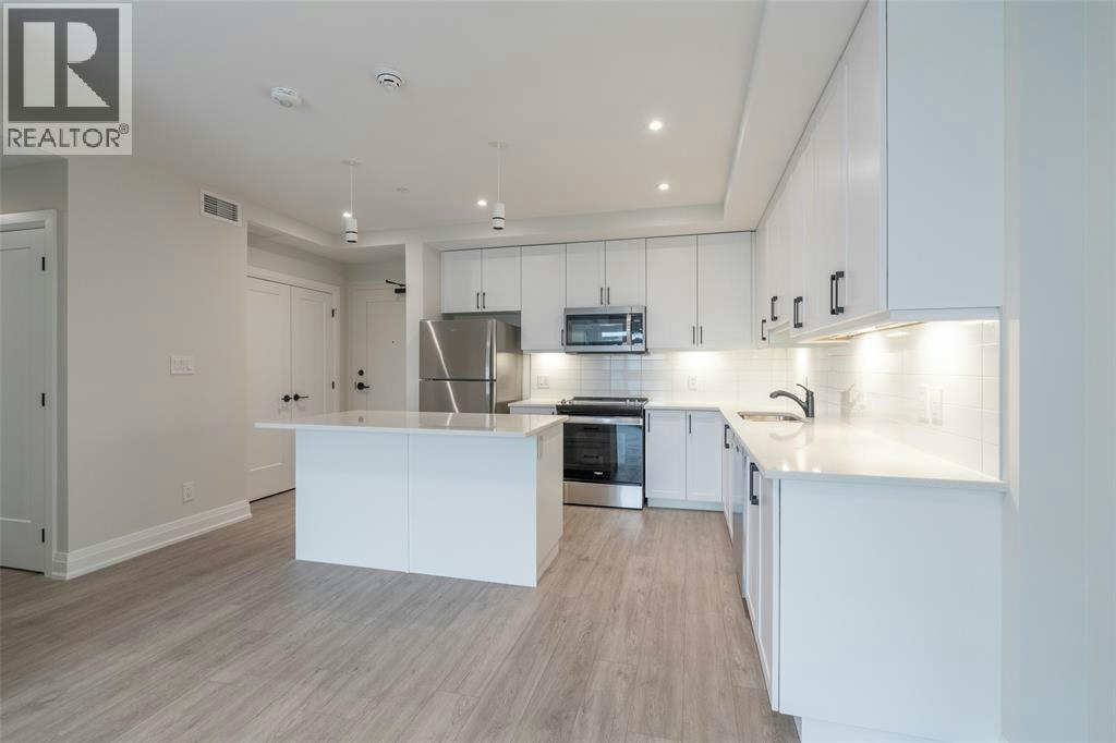 608-1540 Venetian Boulevard, Point Edward, ON, N7T 0A4 - 13