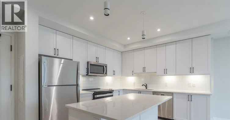 608-1540 Venetian Boulevard, Point Edward, ON, N7T 0A4 - 5