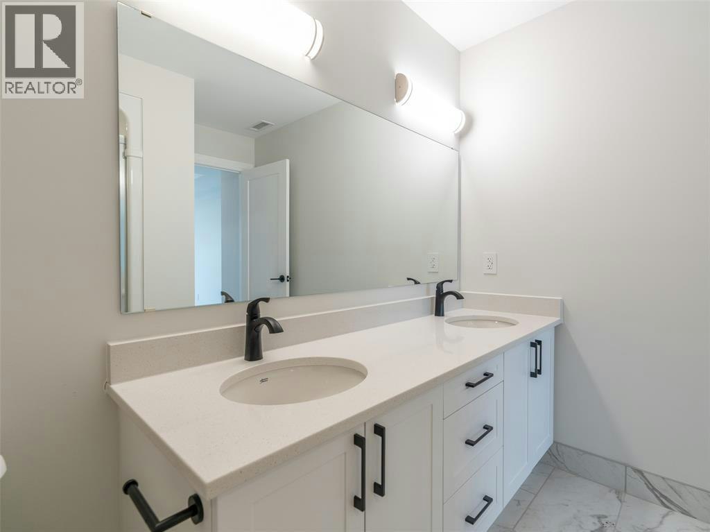 610-1540 Venetian Boulevard, Point Edward, ON, N7T 0A4 - 12