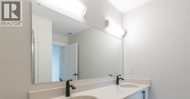 610-1540 Venetian Boulevard, Point Edward, ON, N7T 0A4 - 12