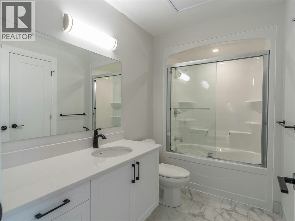 610-1540 Venetian Boulevard, Point Edward, ON, N7T 0A4 - 10