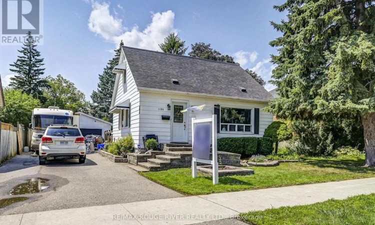 1106 Green Street