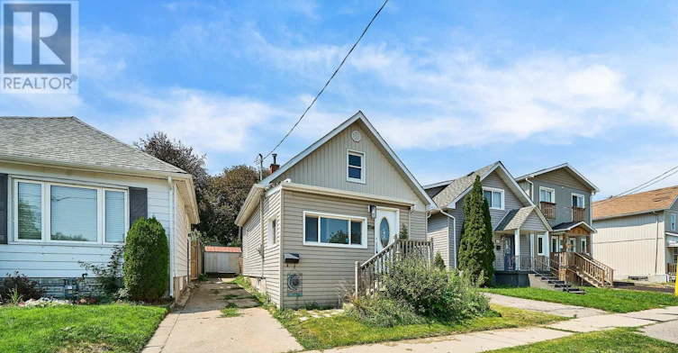 314 Nassau Street, Oshawa, ON, L1J 4A8 - 2
