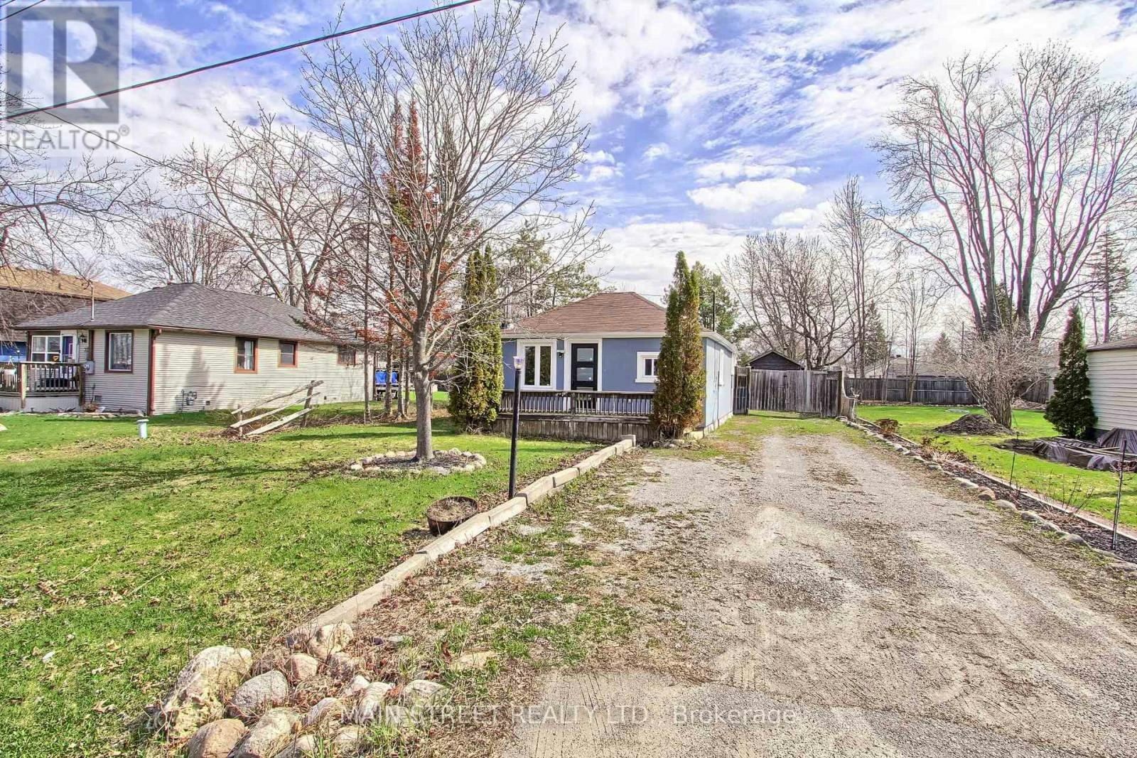127 Woodfield Drive N, Georgina, ON, L0E 1N0 - 3