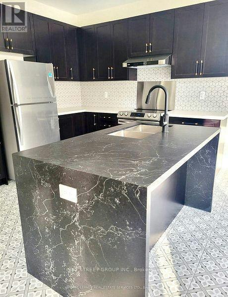 25 Garrett Styles Drive, Georgina, ON, L4P 0J1 - 19