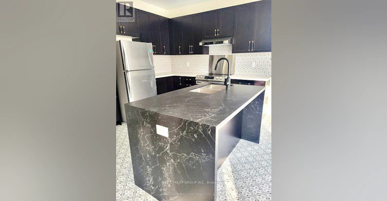 25 Garrett Styles Drive, Georgina, ON, L4P 0J1 - 19