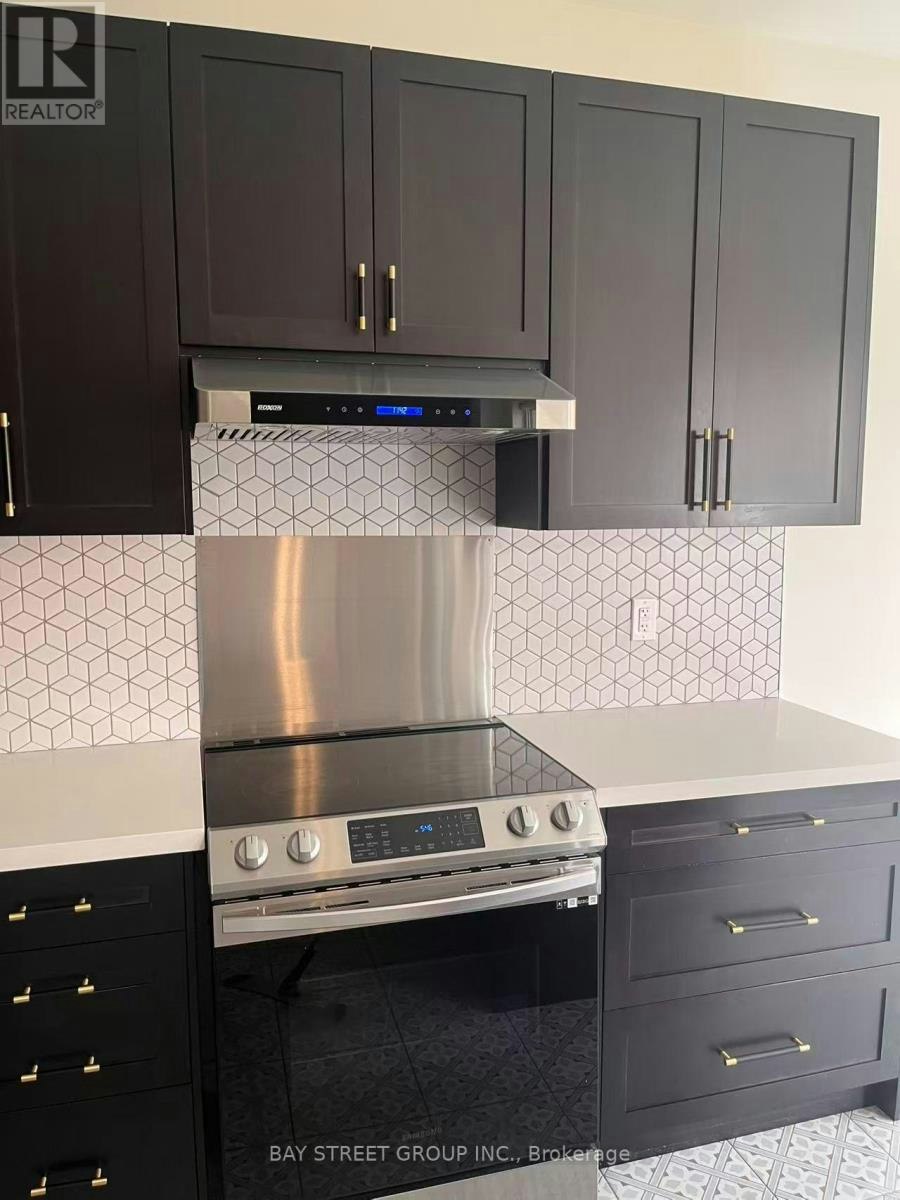 25 Garrett Styles Drive, Georgina, ON, L4P 0J1 - 16
