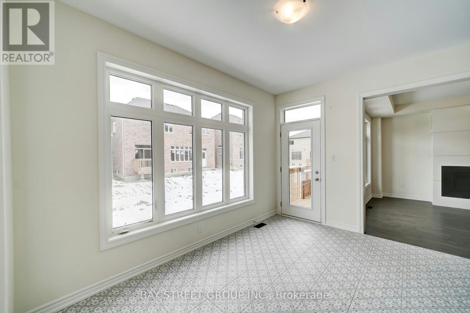 25 Garrett Styles Drive, Georgina, ON, L4P 0J1 - 21