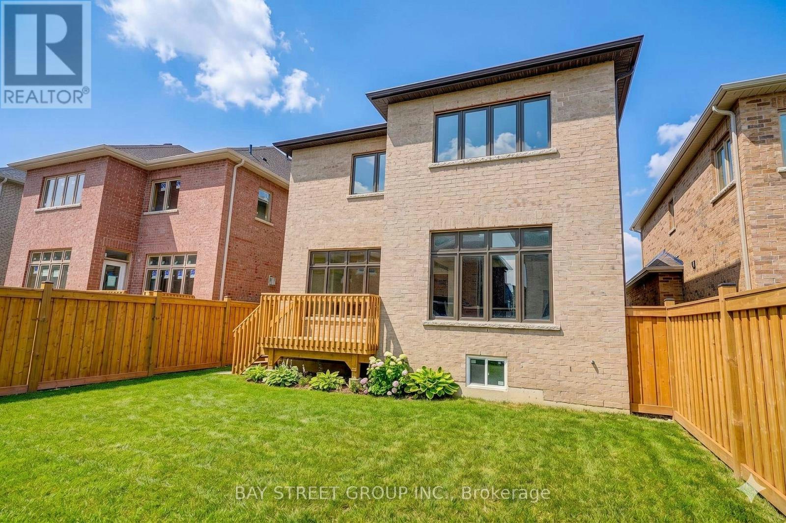 25 Garrett Styles Drive, Georgina, ON, L4P 0J1 - 40