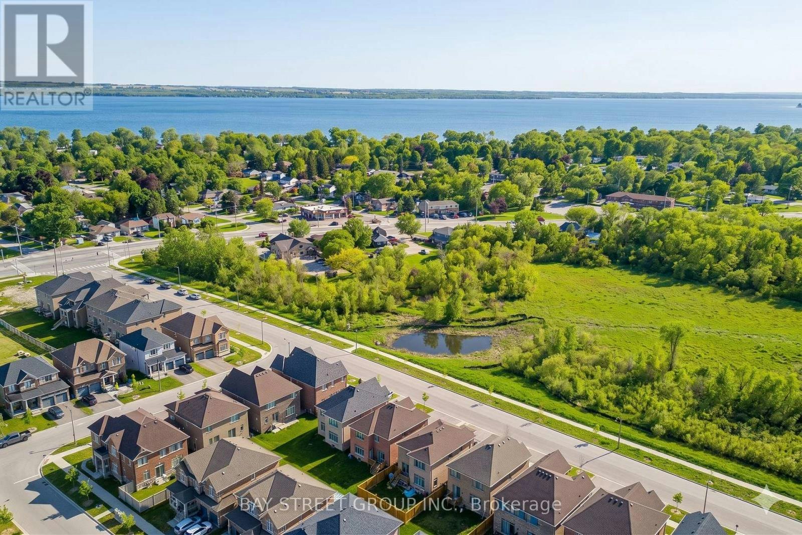 25 Garrett Styles Drive, Georgina, ON, L4P 0J1 - 2